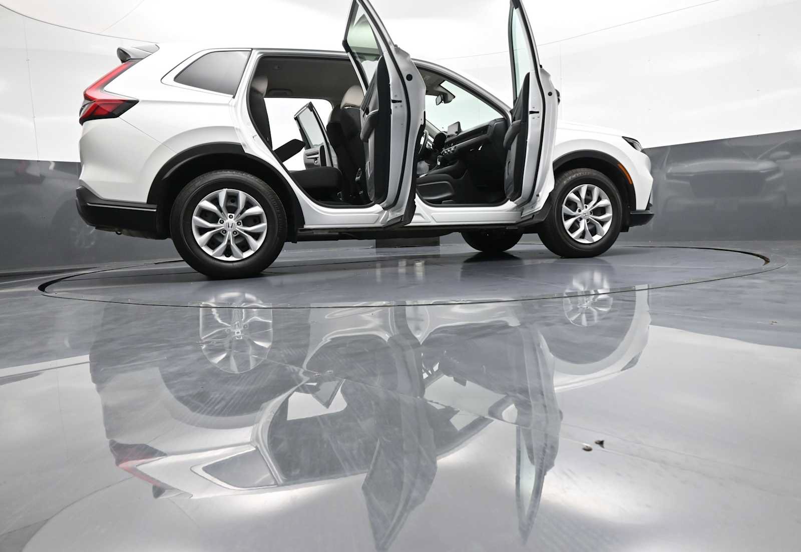 Certified 2025 Honda CR-V LX image 46