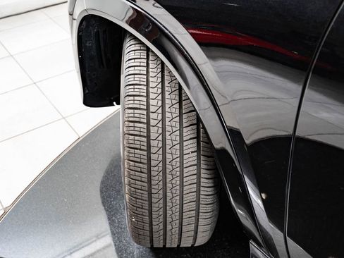 Used 2026 Mercedes-Benz GLE 580 4MATIC image 49