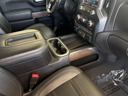 Used 2022 GMC Sierra 2500 Denali w/ Denali Ultimate Package AWD/4WD image 14