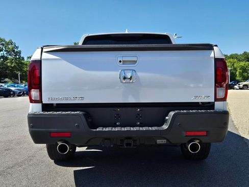 Used 2023 Honda Ridgeline RTL-E image 4