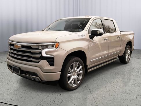 New 2026 Chevrolet Silverado 1500 High Country AWD/4WD image 3