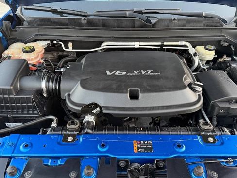 Used 2018 Chevrolet Colorado Z71 RWD image 18