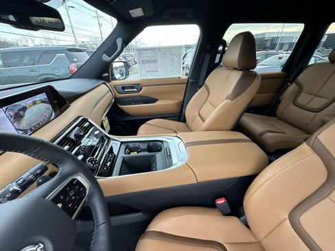 New 2026 Nissan Armada SL w/ Captain's Chari Seat Package AWD/4WD image 20