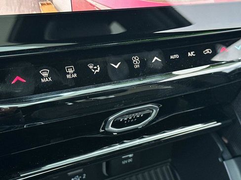 New 2026 Jeep Grand Cherokee Limited image 19