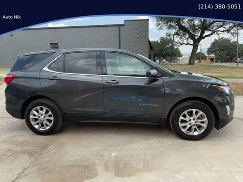 Used 2020 Chevrolet Equinox LT image 2