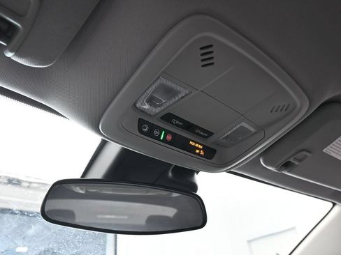 Used 2025 Chevrolet Malibu LT FWD image 23