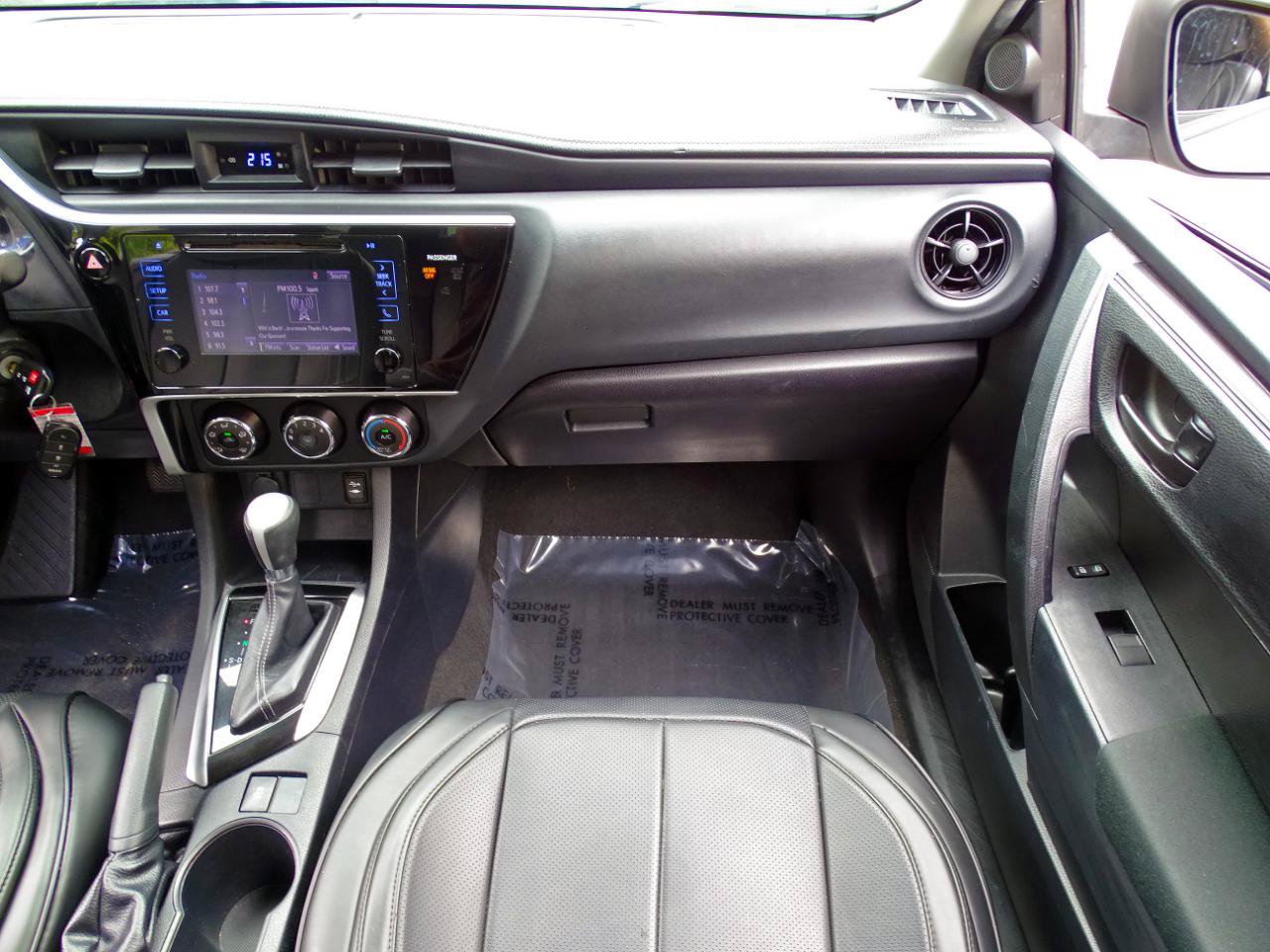 Used 2017 Toyota Corolla L FWD image 21