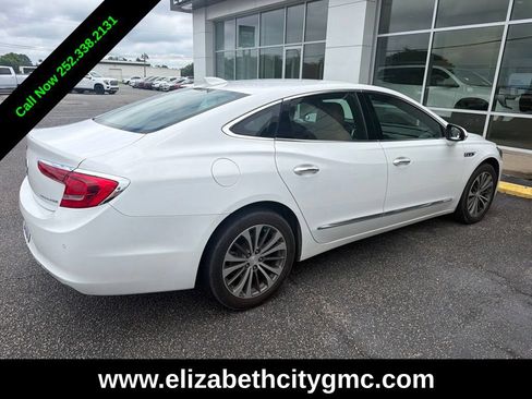 Used 2018 Buick LaCrosse Essence FWD image 6