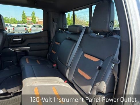 Used 2021 GMC Sierra 1500 AT4 w/ Technology Package AWD/4WD image 23