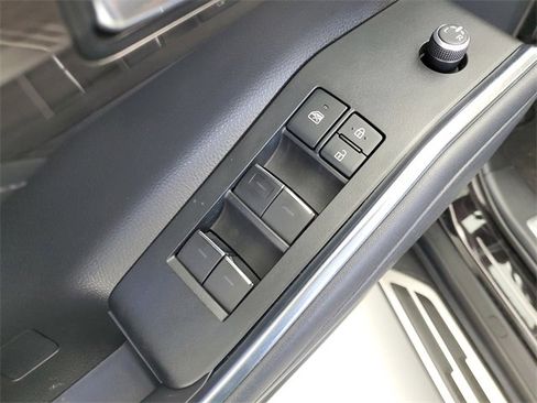 Used 2020 Toyota Highlander Limited Platinum image 24