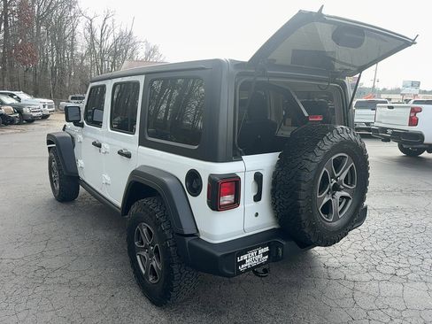Used 2018 Jeep Wrangler Unlimited Sport S AWD/4WD image 7