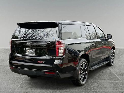 Used 2024 Chevrolet Suburban RST w/ Luxury Package image 10