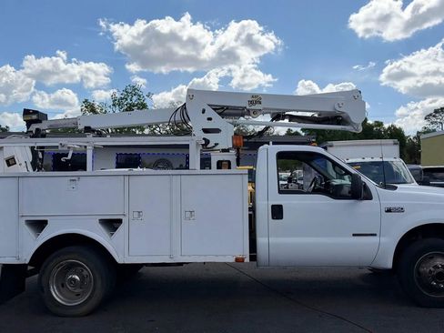 Used 2000 Ford F550 2WD Regular Cab Super Duty image 7