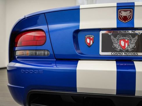 Used 2006 Dodge Viper SRT-10 w/ First Edition Group RWD image 32