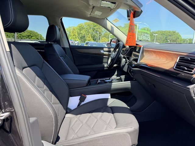 Used 2026 Volkswagen Atlas SE AWD/4WD image 10