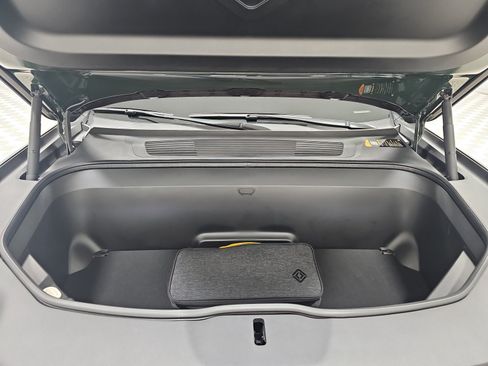Used 2024 Rivian R1S Adventure AWD/4WD image 14
