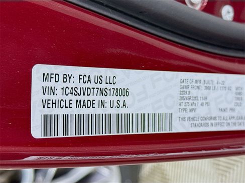 Used 2022 Jeep Wagoneer Series III w/ Premium Group I image 40