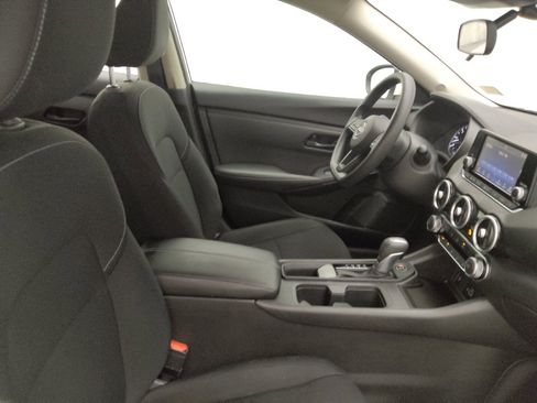 Used 2024 Nissan Sentra S FWD image 21