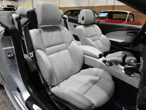 Used 2008 BMW M6 Convertible image 63