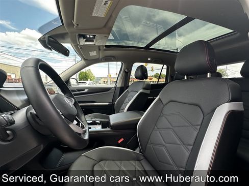 Used 2026 Volkswagen Atlas Peak Edition AWD/4WD image 21