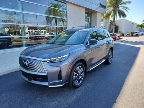 Certified 2026 INFINITI QX60 Luxe w/ Cargo Package image 8