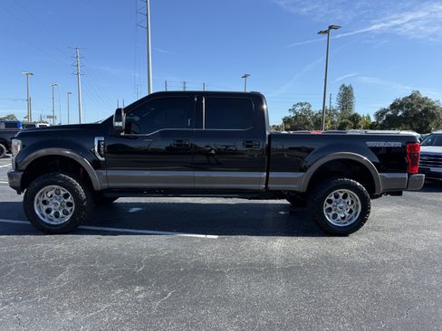 Used 2022 Ford F350 King Ranch w/ Tremor Off-Road Package AWD/4WD image 6