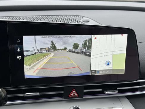 Used 2025 Hyundai Elantra Limited FWD image 29