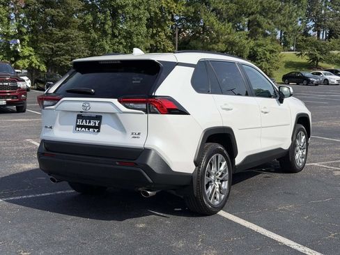 Certified 2023 Toyota RAV4 XLE Premium AWD/4WD image 21