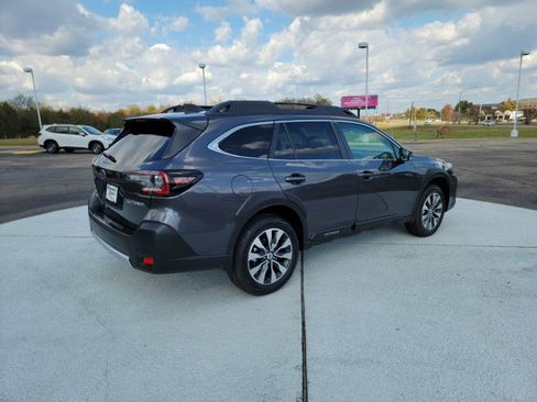 New 2025 Subaru Outback Limited image 4
