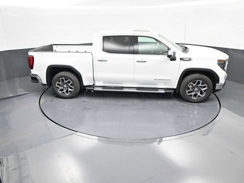 New 2026 GMC Sierra 1500 SLT w/ SLT Premium Package image 26