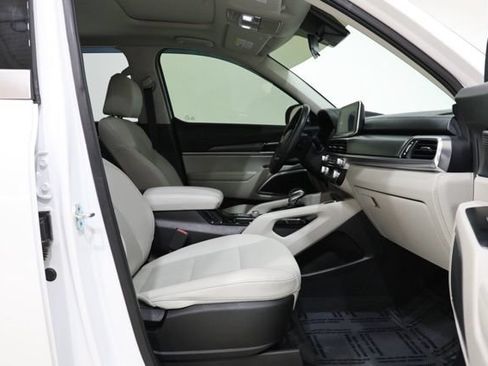 Used 2022 Kia Telluride S AWD/4WD image 41