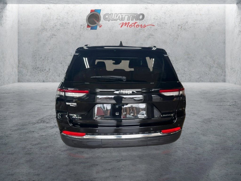 Used 2023 Jeep Grand Cherokee Limited AWD/4WD image 4