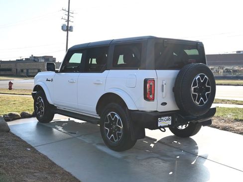 Used 2024 Ford Bronco Outer Banks image 7