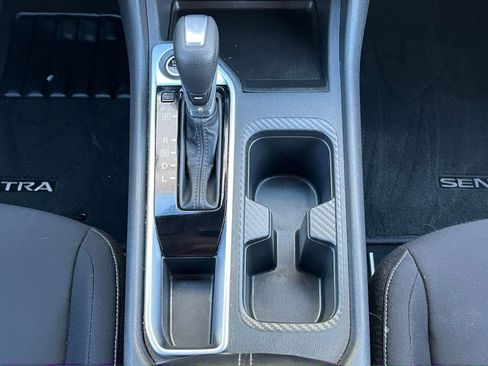 Used 2025 Nissan Sentra SV image 37