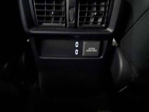 Used 2025 Toyota 4Runner TRD Off-Road Premium AWD/4WD image 31