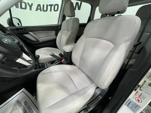Used 2018 Subaru Forester 2.5i AWD/4WD image 11