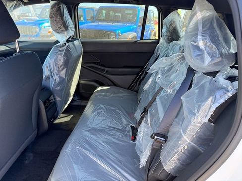 New 2026 Jeep Cherokee Laredo image 22