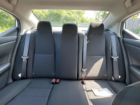 New 2025 Nissan Sentra S image 10