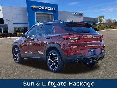 Used 2023 Chevrolet TrailBlazer RS w/ Sun and Liftgate Package image 6