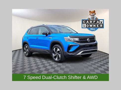 Used 2023 Volkswagen Taos SE AWD/4WD image 1