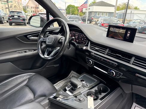 Used 2018 Audi Q7 3.0T Prestige w/ Prestige Package AWD/4WD image 10