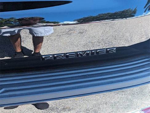 Used 2025 Chevrolet Tahoe Premier image 13