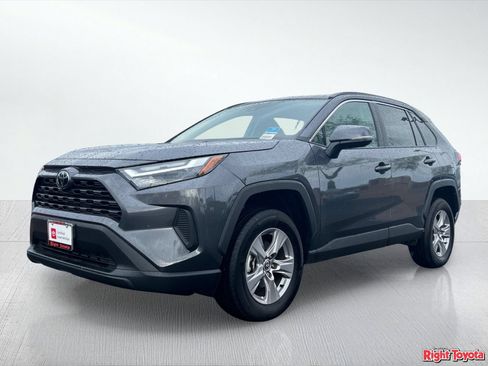 Certified 2025 Toyota RAV4 XLE FWD image 2