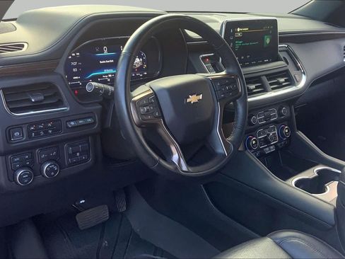 Used 2024 Chevrolet Tahoe High Country AWD/4WD image 18