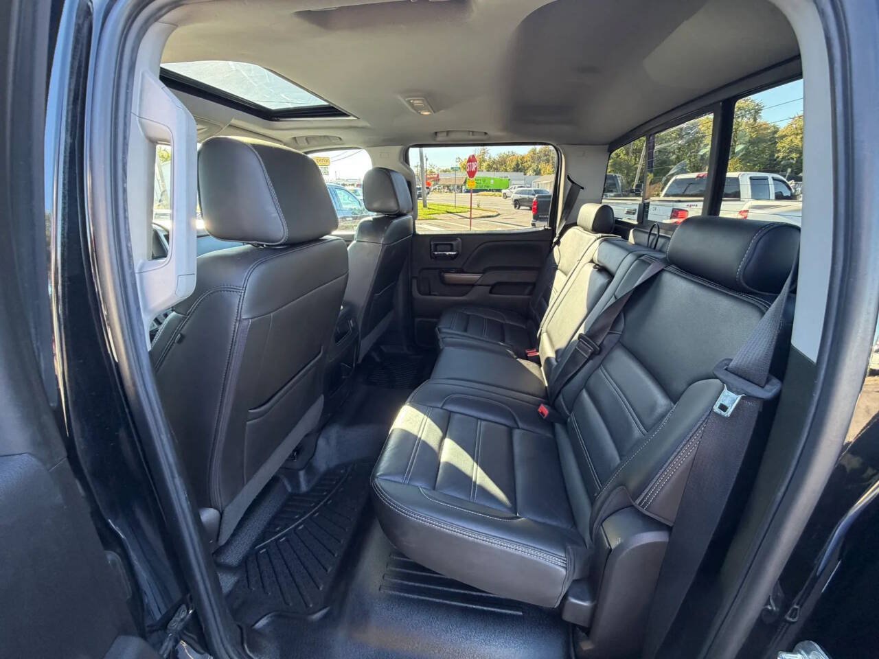 Used 2019 GMC Sierra 2500 Denali AWD/4WD image 16