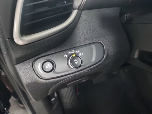 Used 2020 Chevrolet Trax LS w/ Tint and Cruise Package FWD image 19