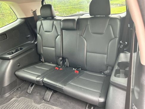 Used 2024 Kia Telluride LX FWD image 31