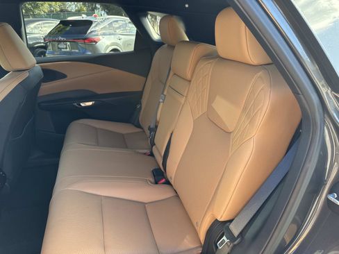 Used 2025 Lexus RX 350 FWD image 14