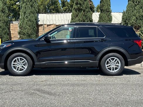 New 2026 Ford Explorer Active w/ Active Comfort Package RWD image 7