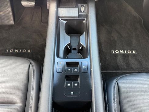 Used 2024 Hyundai Ioniq 6 SEL image 23